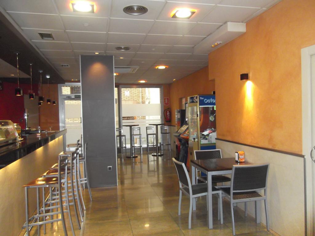 Hostal Cafeteteria Goya バルバストロ エクステリア 写真