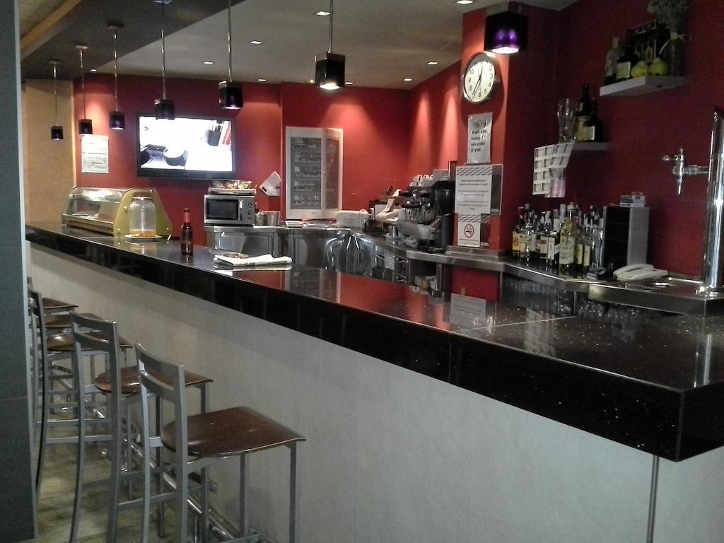 Hostal Cafeteteria Goya バルバストロ エクステリア 写真